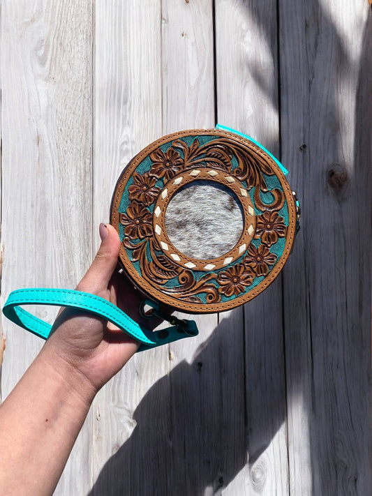 Cowhide Tooled Leather Round Wristlet    : Turquoise
