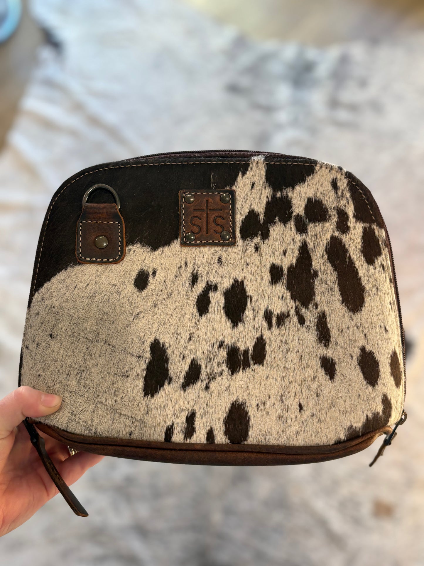 STS speedy crossbody