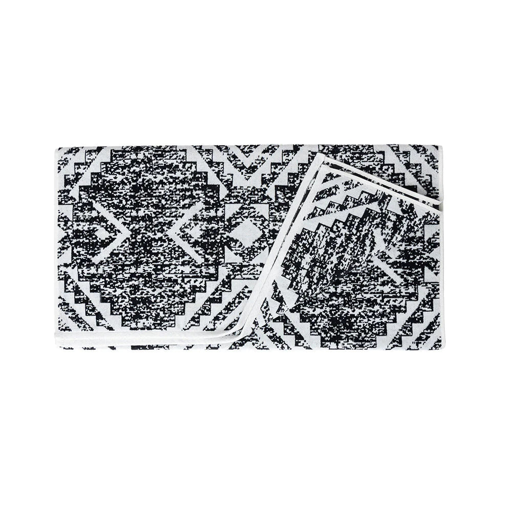 Aztec bath towel set
